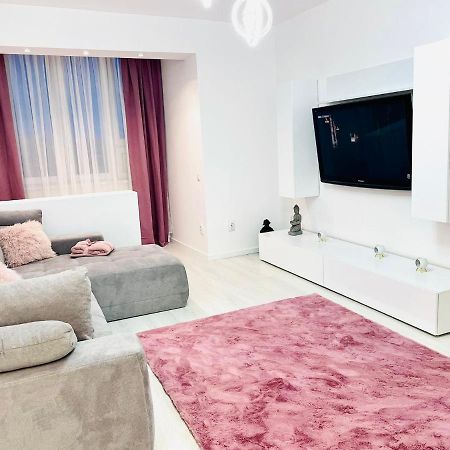 Popa Angela Apartment Oradea Luaran gambar